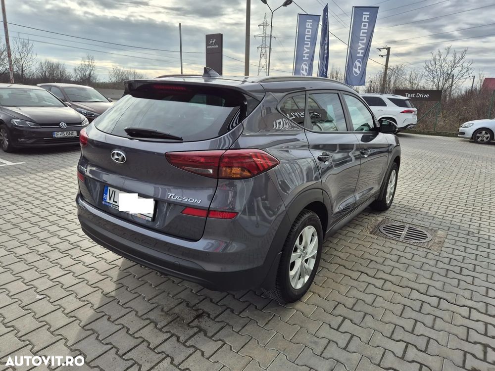 Hyundai Tucson 1.6 GDI 2WD 6MT ISG Style - 11