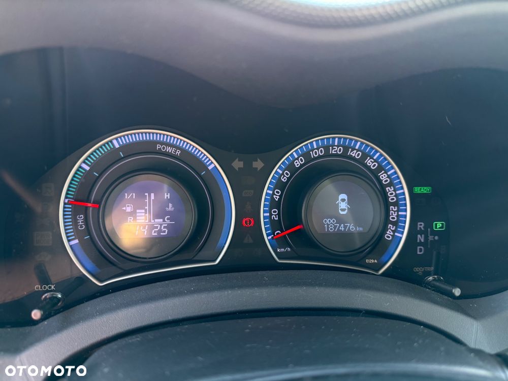 Toyota Auris 1.8 HSD Sol - 9