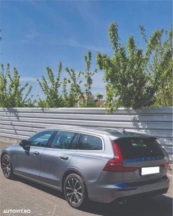 Volvo V60 D4 Momentum Pro - 7
