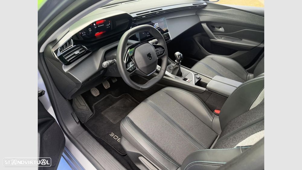Peugeot 308 1.2 PureTech Allure - 11