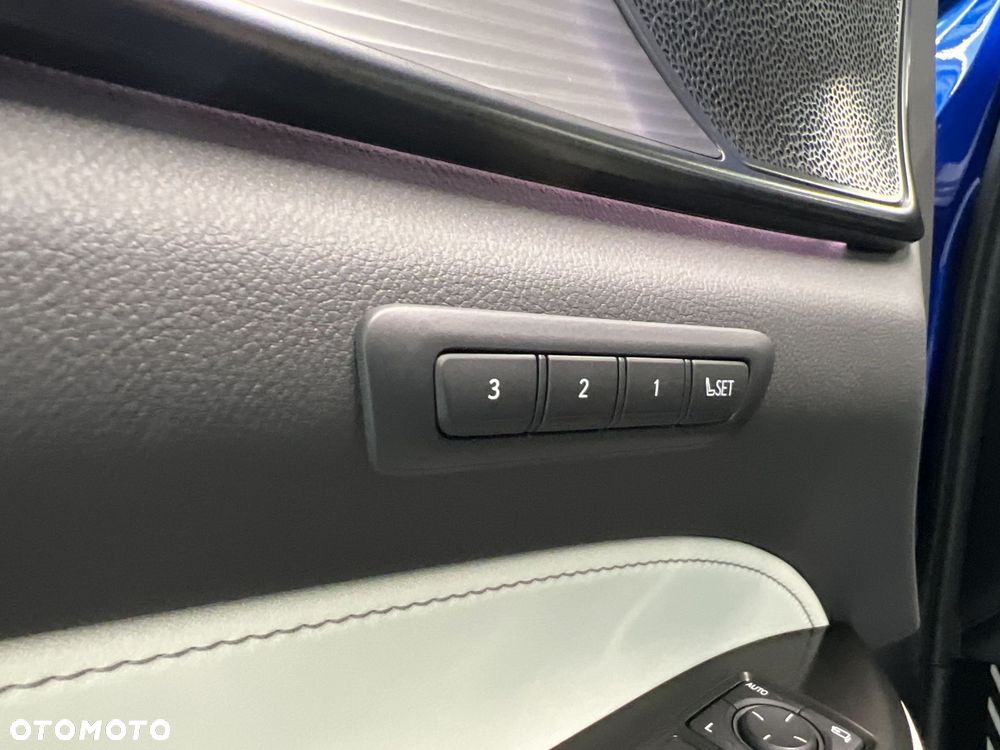 Lexus NX 350h F Sport AWD - 36