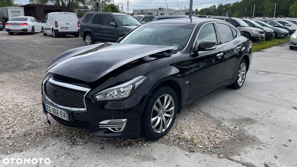 Infiniti Q70 2.2d Executive EU6 - 2