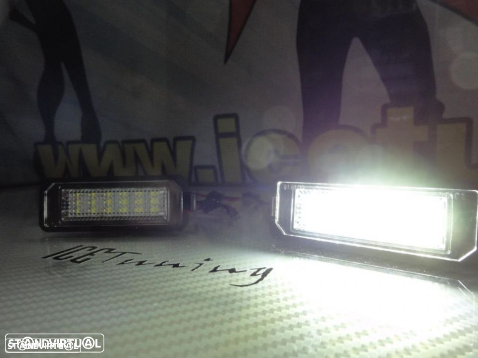 Suporte De Lampada De Matricula Com Led Branco Seat Altea, Altea XL, Exeo, Exeo ST, Ibiza 6J, Leon 1P, Bentley Continental Flying, GT, GT speed, GTC speed, Porsche Carrera GT, 911 Carrera 996, 997, GT2, GT3, 987, Cayene 9PA, Cayman 987C, Boxster, Audi TT,  VW Polo 6N2, 9N,9N3, Beetle, Passat B6, B7, EOS, Golf 4, 5, 6, 7, Lupo, Passat 3C, CC - 25