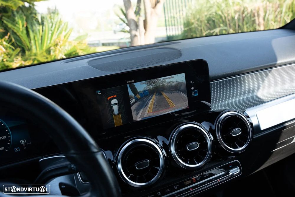 Mercedes-Benz GLB 180 d Progressive - 12