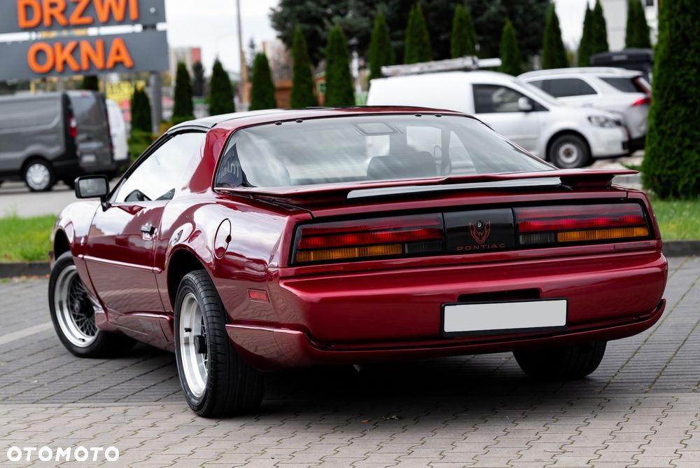 Pontiac Firebird - 12