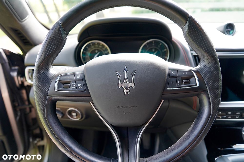 Maserati Levante - 17