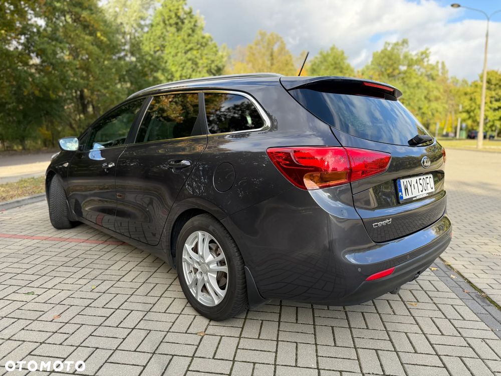 Kia Ceed Cee'd 1.6 CRDi Business Line - 4