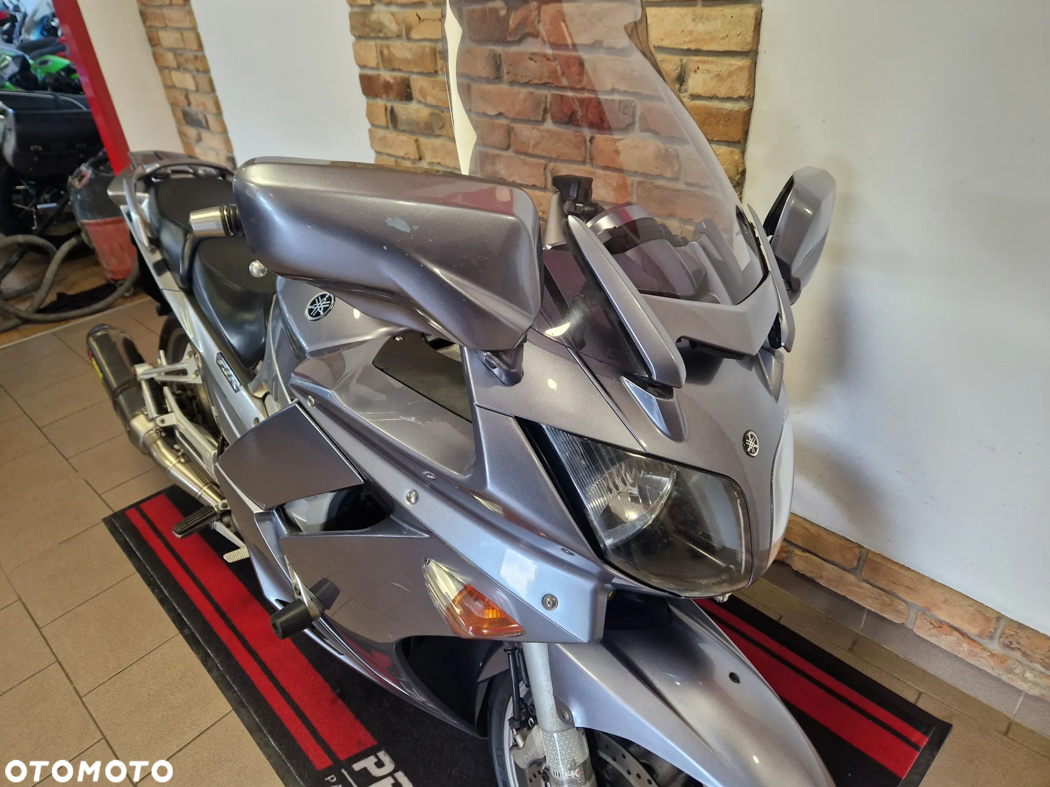 Yamaha FJR - 12