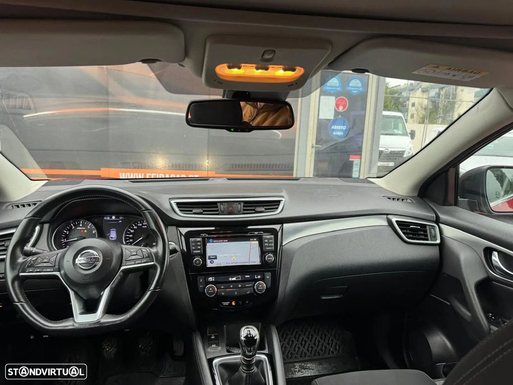 Nissan Qashqai 1.2 DIG-T N-Connecta - 46