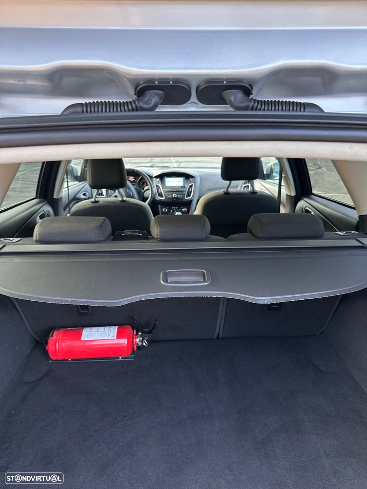 Ford Focus - 20