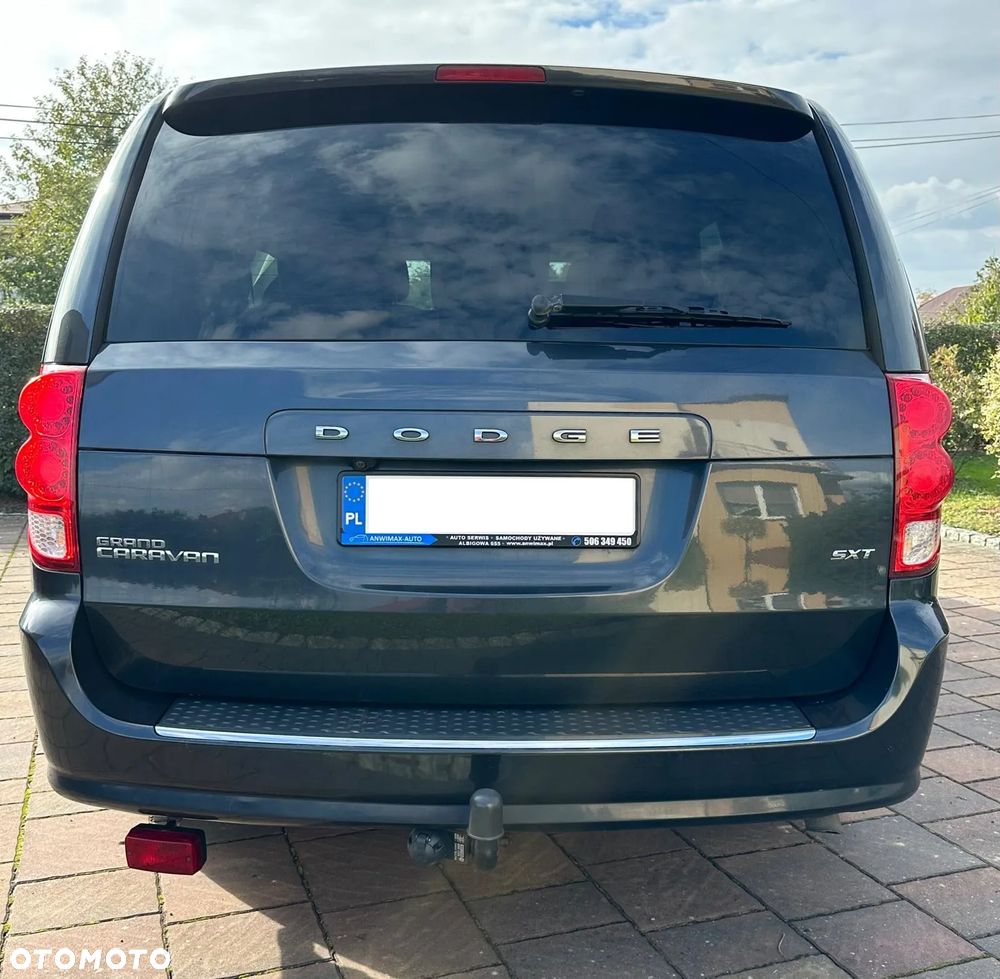 Dodge Grand Caravan - 5