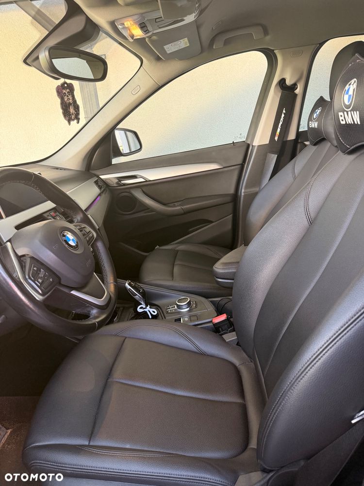 BMW X1 sDrive16d - 11