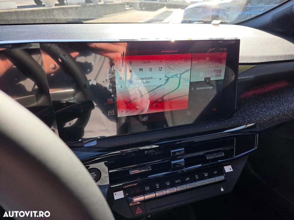 Renault Clio TCe 115 Techno - 6