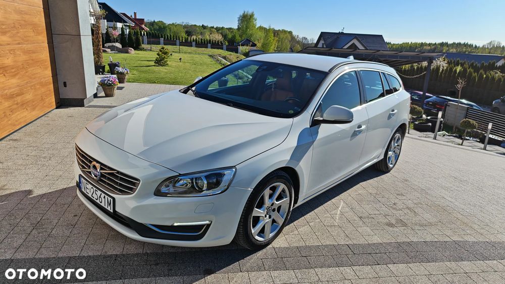 Volvo V60 D4 Geartronic Momentum - 2