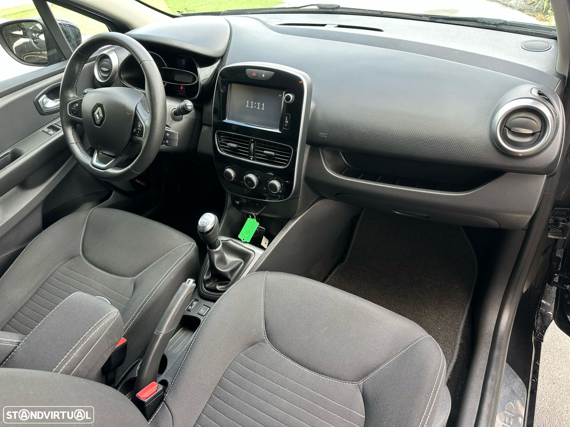 Renault Clio 0.9 TCe Limited - 9