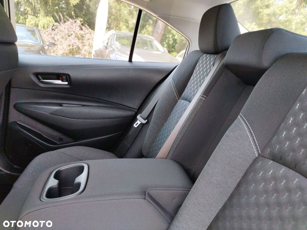 Toyota Corolla - 11