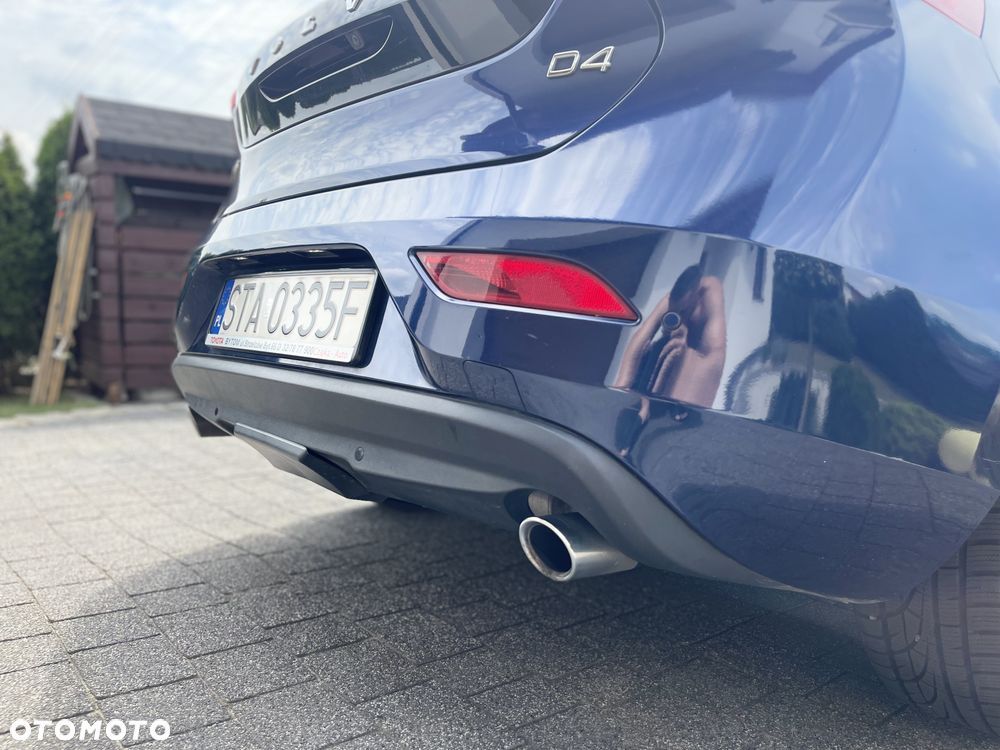 Volvo V40 D4 Drive-E Ocean Race - 16