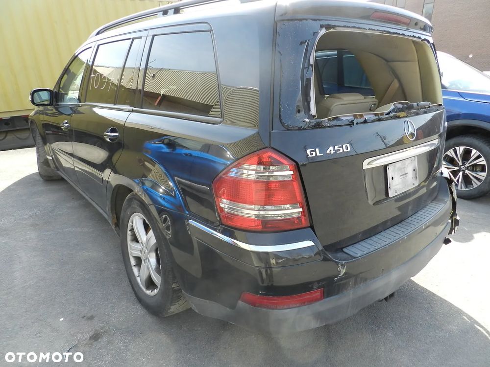 Mercedes-Benz GL 450 4Matic 7G-TRONIC - 31
