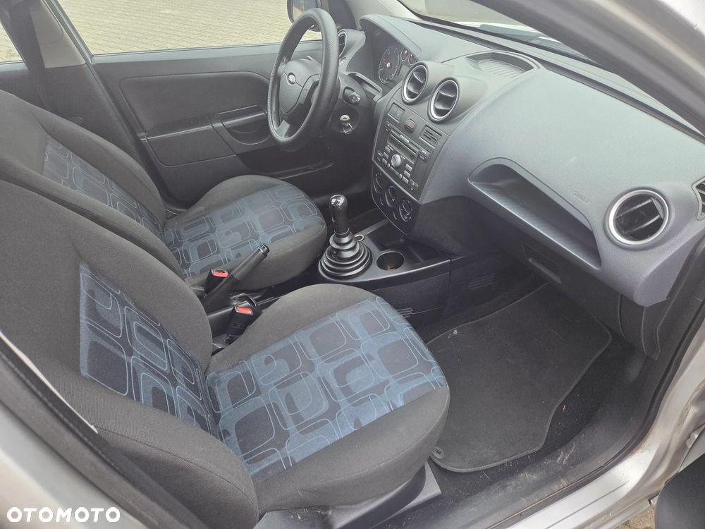 Ford Fiesta 1.4 TDCI - 7