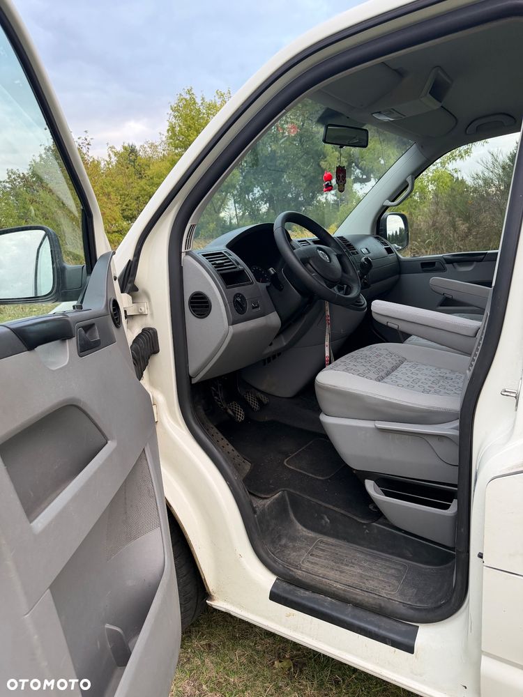 Volkswagen Transporter - 12