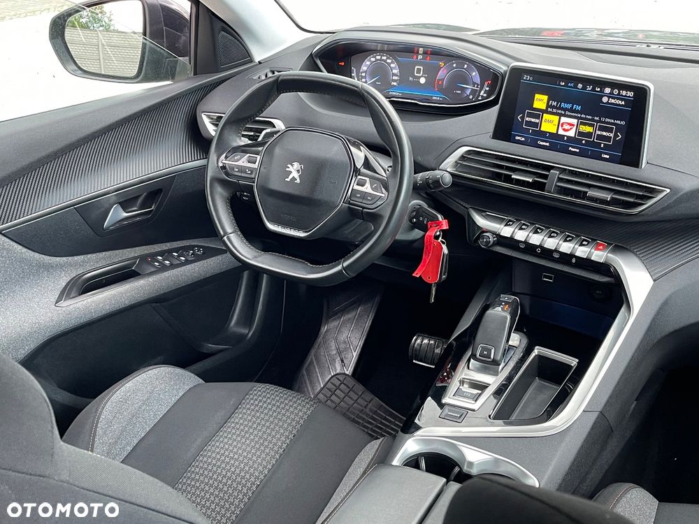 Peugeot 3008 ver-1-5-bluehdi-active-pack-s-s-eat8 - 24