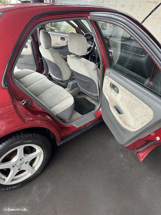 Honda Civic 1.6 ESi - 12