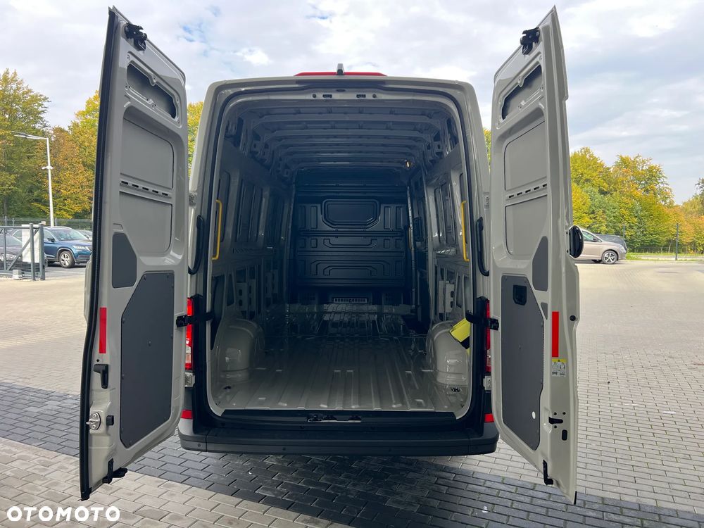 Volkswagen Crafter - 5