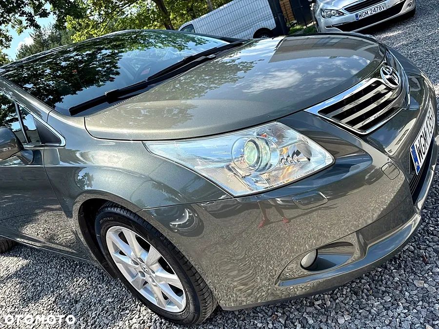 Toyota Avensis 2.0 D-4D Sol plus+NAVI - 3