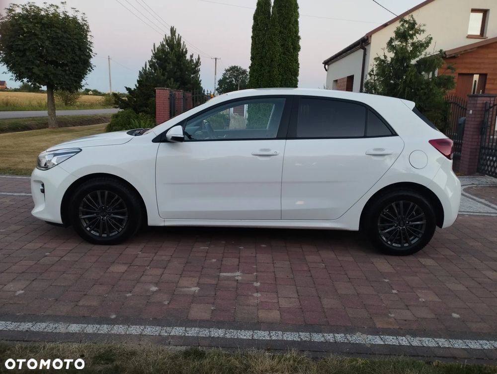 Kia Rio 1.4 Edition 7 - 3