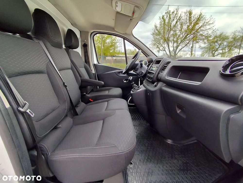 Opel VIVARO - 8