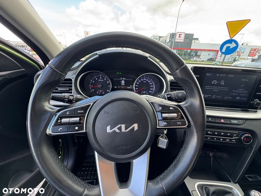 Kia XCeed 1.5 T-GDI M - 17