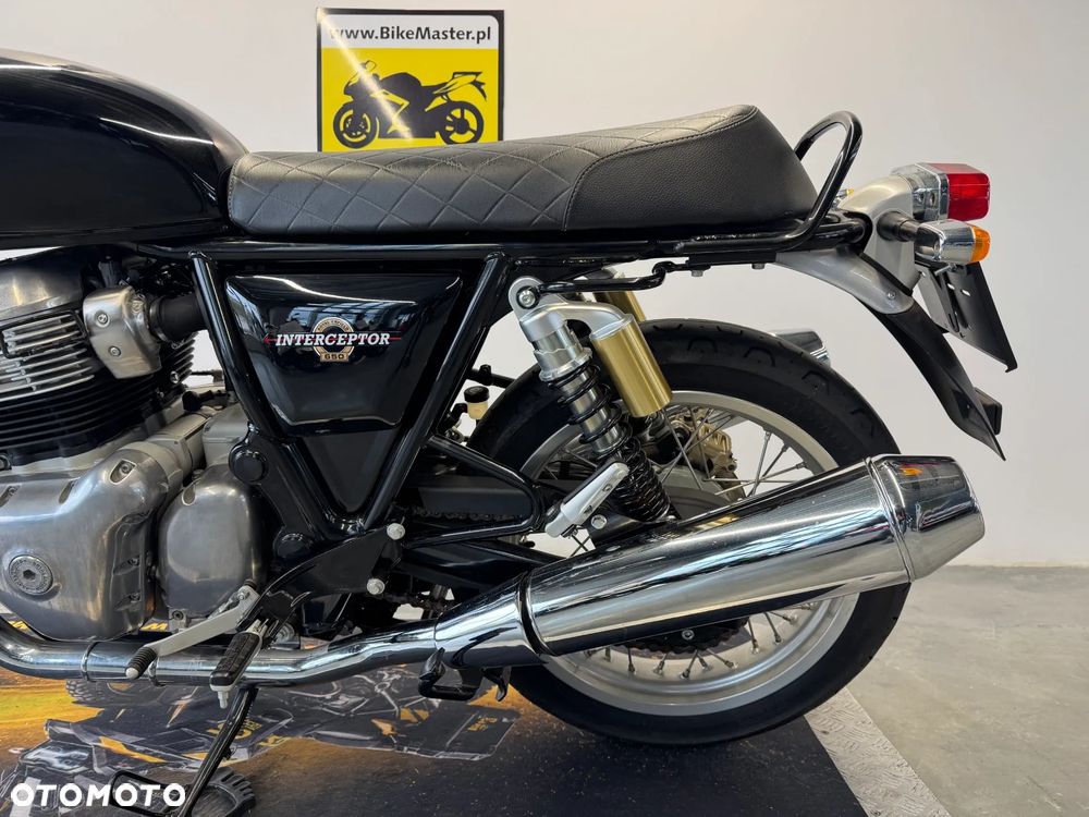 Royal Enfield Interceptor - 26