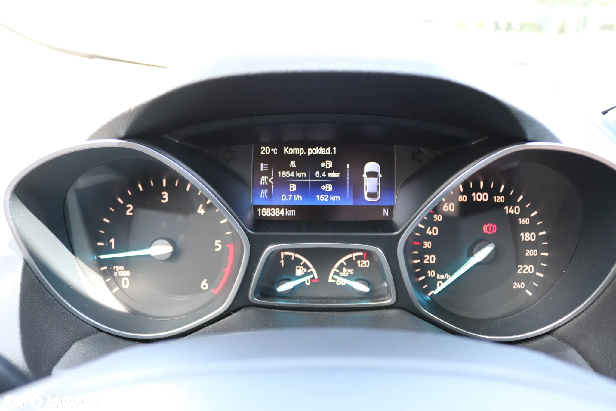 Ford Kuga 2.0 TDCi 2x4 Business Edition - 41