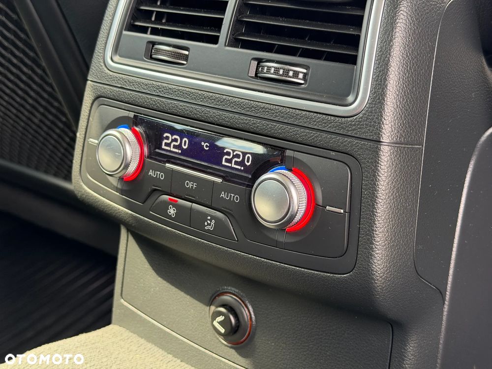 Audi A6 Avant 3.0 TDI quattro S tronic - 30