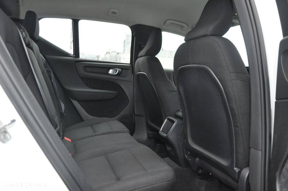 Volvo XC 40 D3 AWD - 27