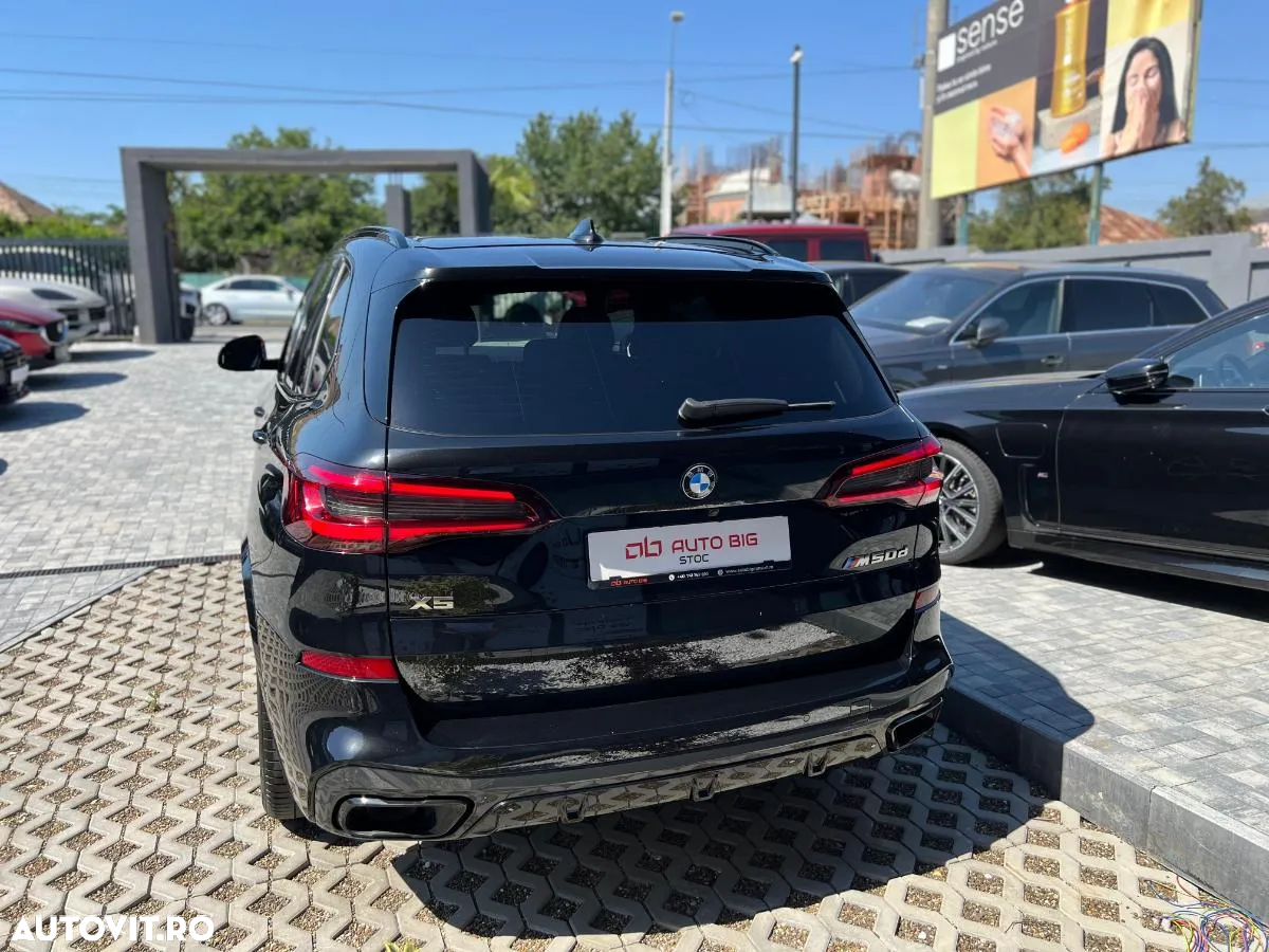BMW X5 M M50d - 12