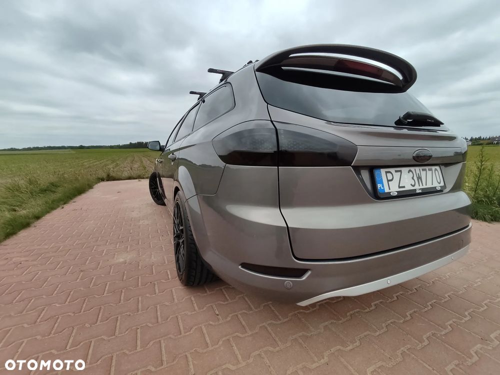 Ford Mondeo 2.0 TDCi Champions Edition - 9