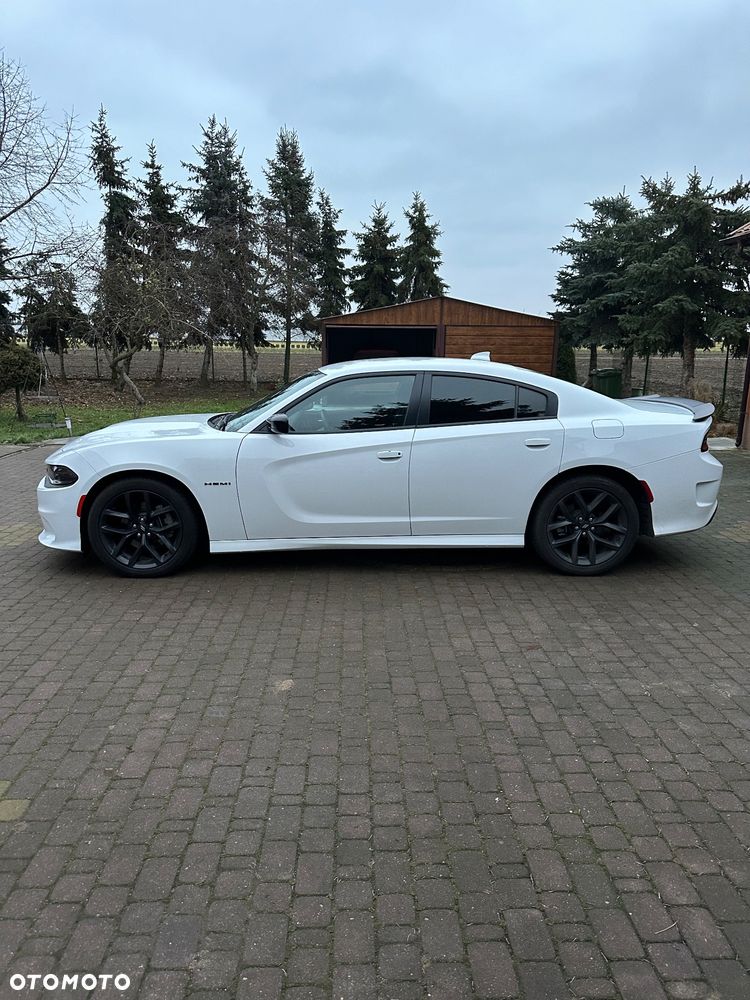Dodge Charger - 3