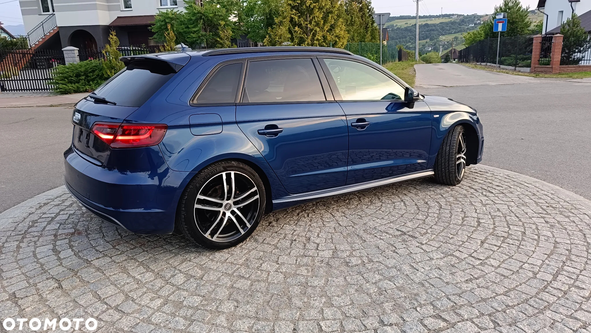 Audi A3 2.0 TDI Sportback (clean diesel) quattro S line Sportpaket - 4