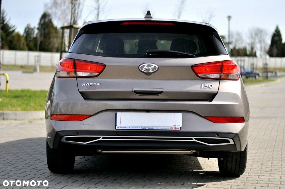 Hyundai i30 1.5 T-GDI 48V-Hybrid Advantage - 37