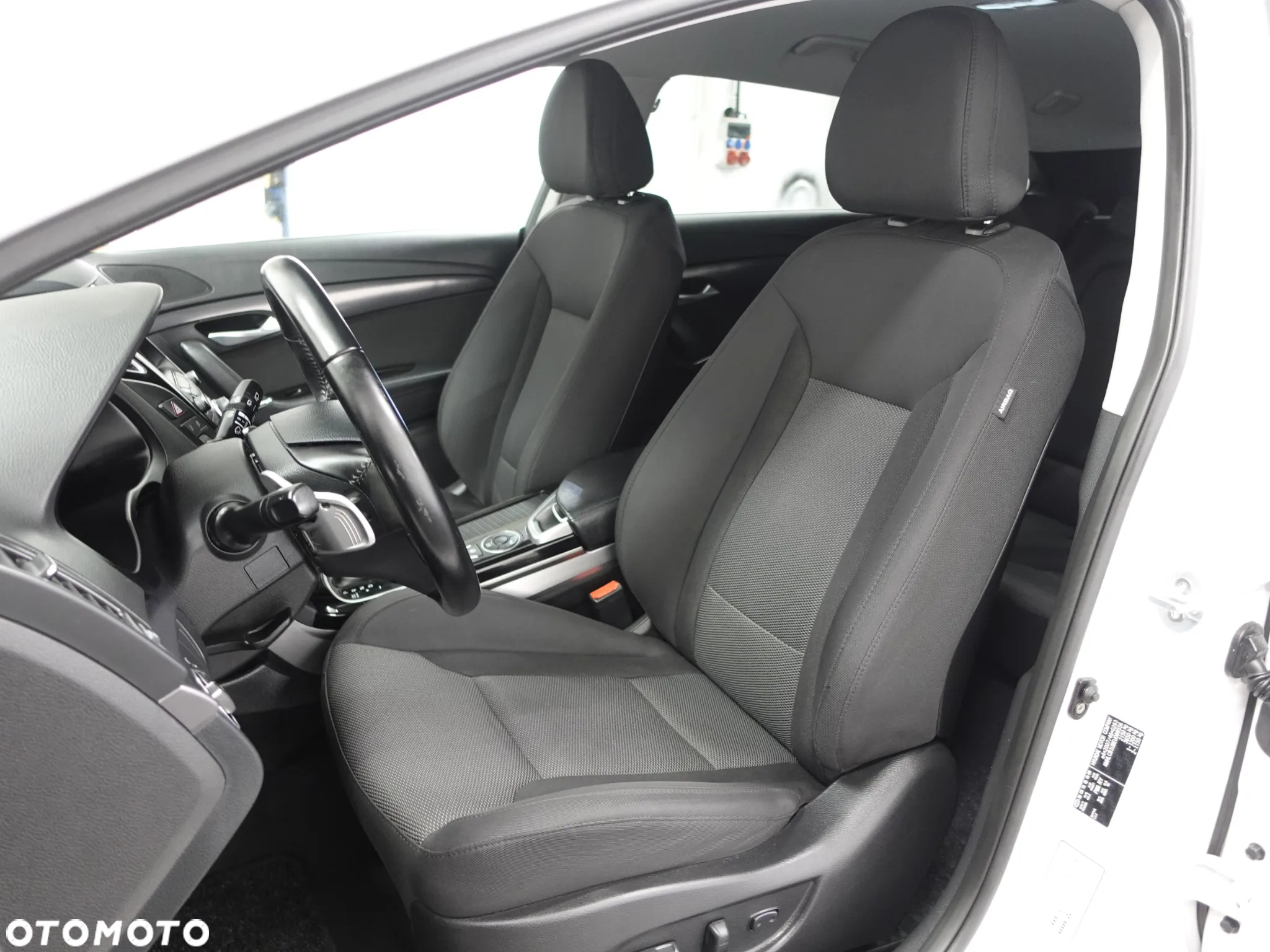 Hyundai i40 1.6 CRDi Comfort DCT - 23