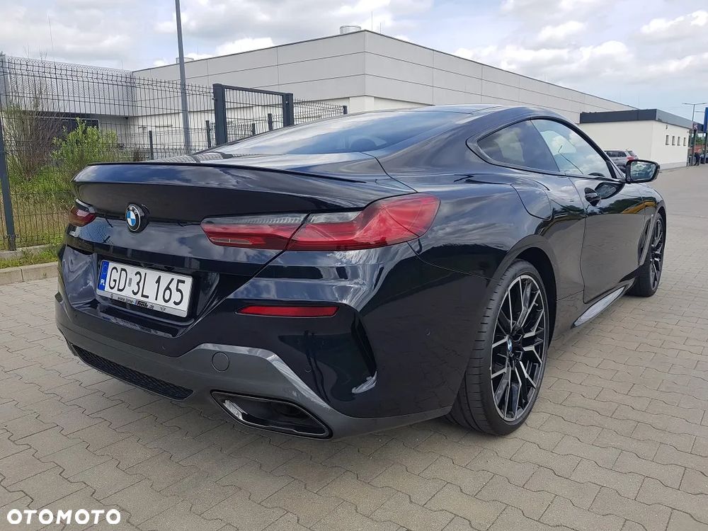 BMW Seria 8 - 25