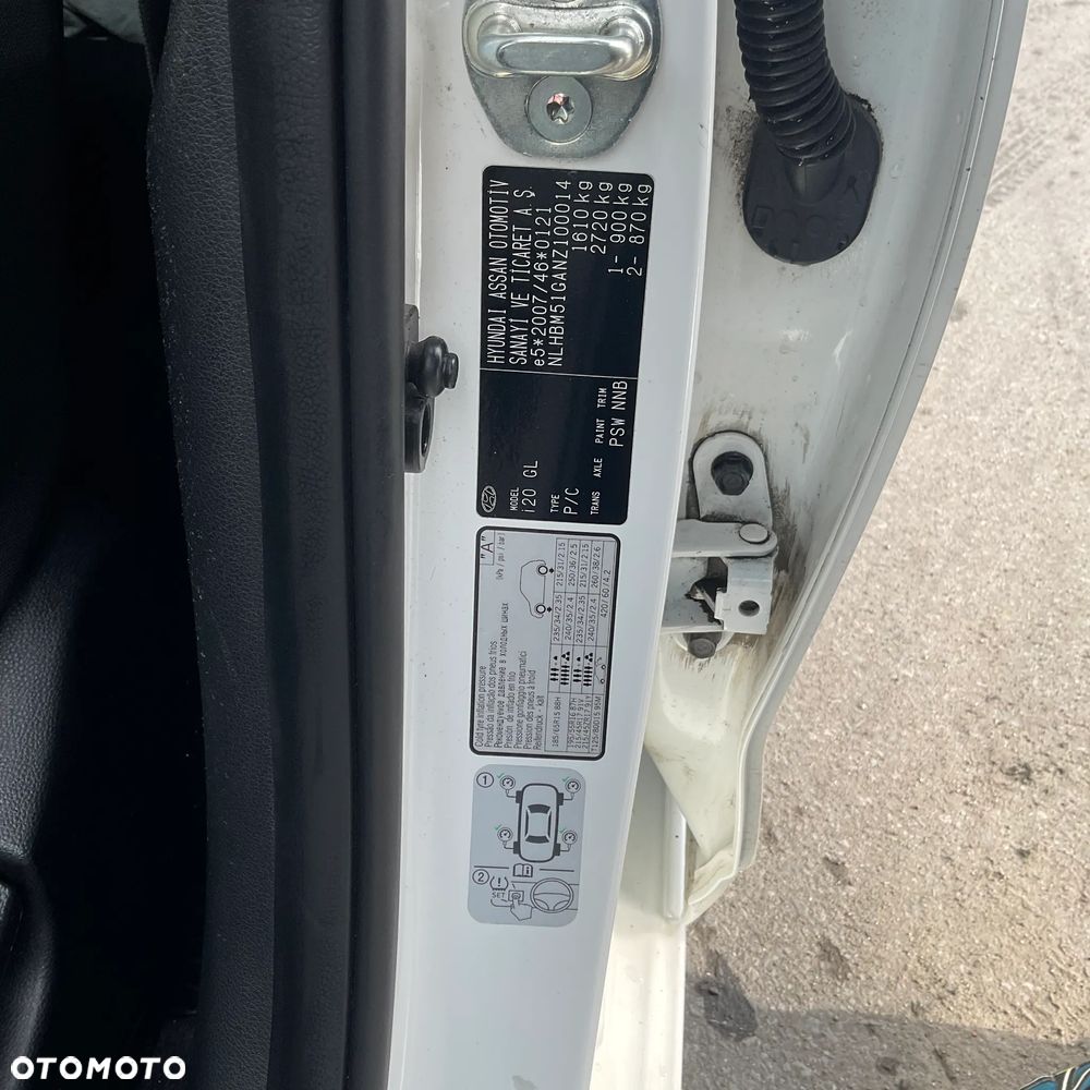 Hyundai i20 1.0 T-GDI Classic Plus - 12