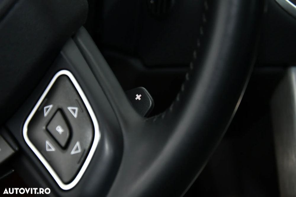 Land Rover Range Rover Evoque 2.0 D150 R-Dynamic HSE - 26