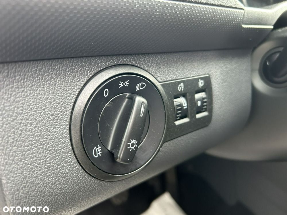 Volkswagen Caddy - 11