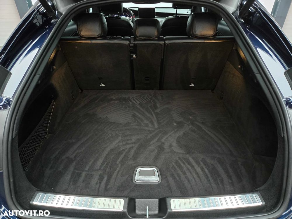 Mercedes-Benz GLC Coupe 250 d 4Matic 9G-TRONIC AMG Line - 33