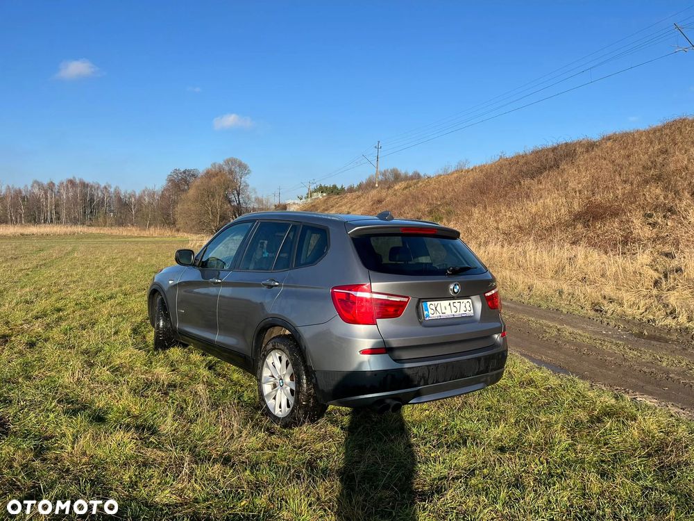 BMW X3 xDrive28i Sport-Aut - 10