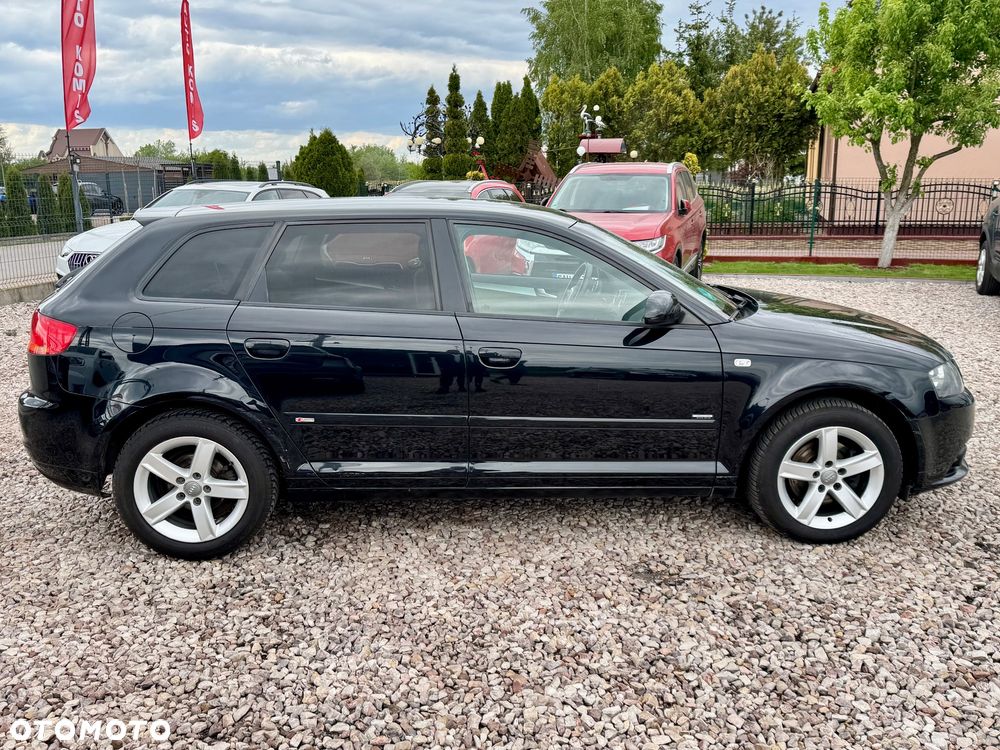 Audi A3 Sportback - 16