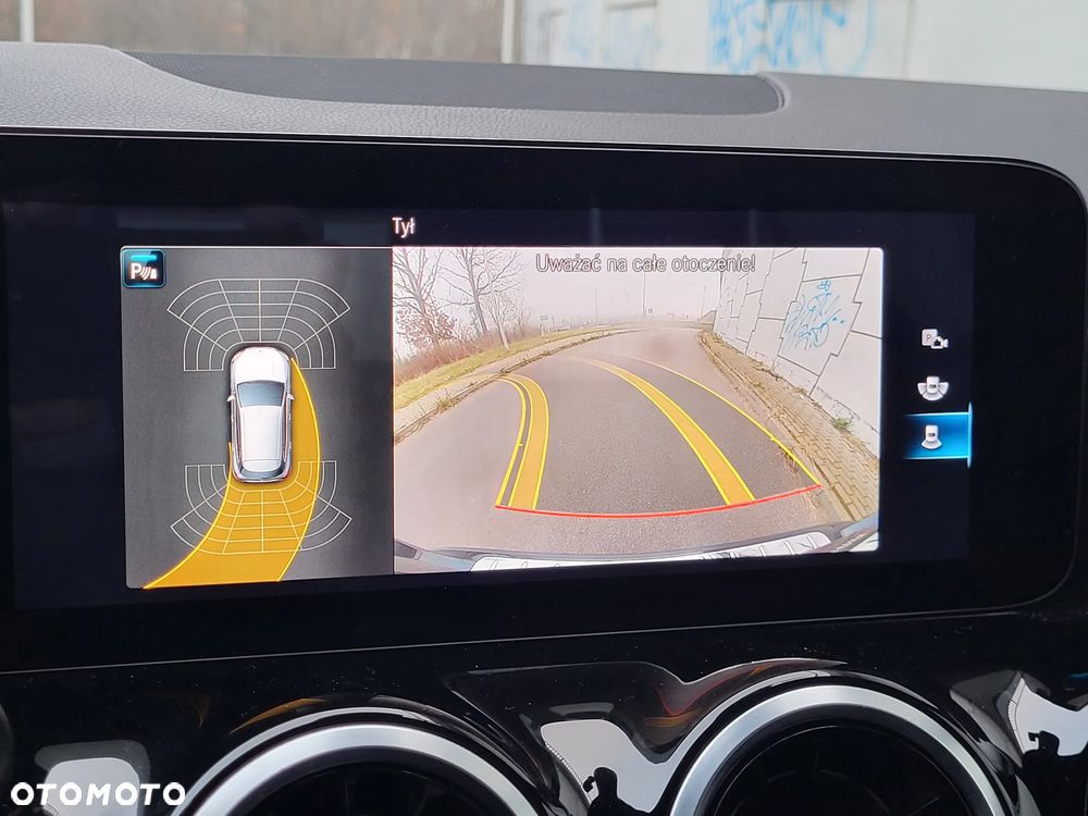 Mercedes-Benz GLA 200 d 8G-DCT AMG Line - 15