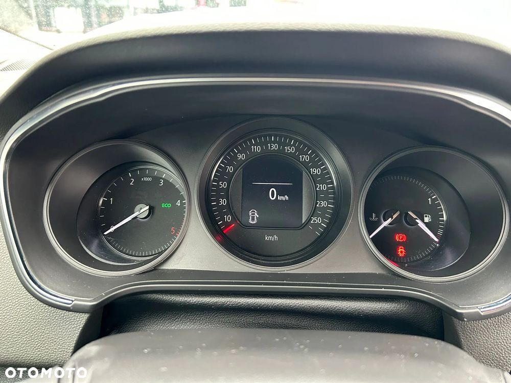 Renault Megane BLUE dCi 115 EDC LIMITED - 16